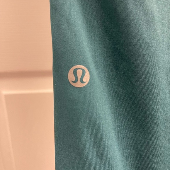 Lululemon High-Rise Tight 28" Teal Lagoon Sz 2 leggings - Picture 2 of 5